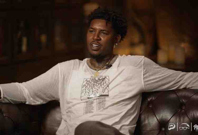 尼克·杨:阿里纳斯开我路虎撞垃圾桶 我直接拿他黑卡去LV刷爆